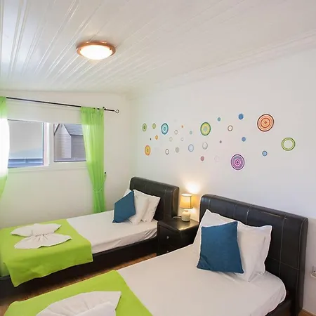 Kavo Sunshine - Beautiful 3 Bedroom With Private Pool