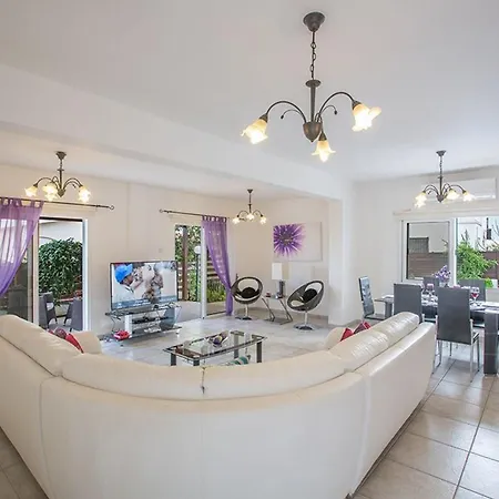 Kavo Sunshine - Beautiful 3 Bedroom With Private Pool Willa