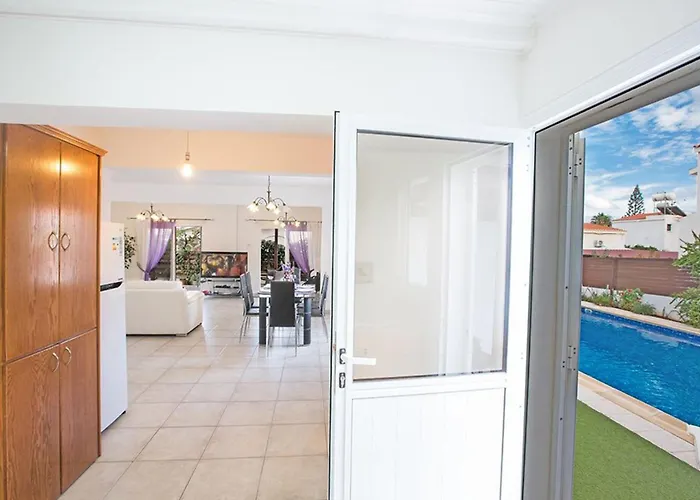 Kavo Sunshine - Beautiful 3 Bedroom With Private Pool Villa Protaras