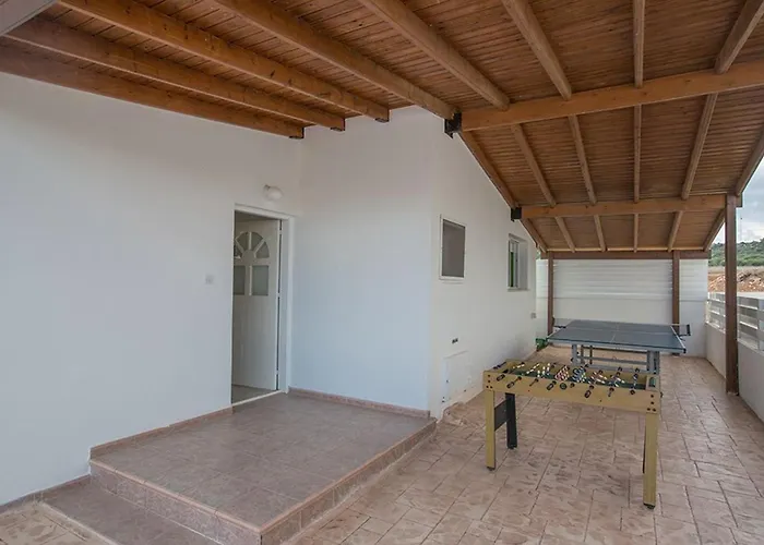 Villa Kavo Sunshine - Beautiful 3 Bedroom With Private Pool *