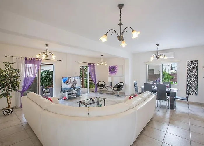 Kavo Sunshine - Beautiful 3 Bedroom With Private Pool Villa